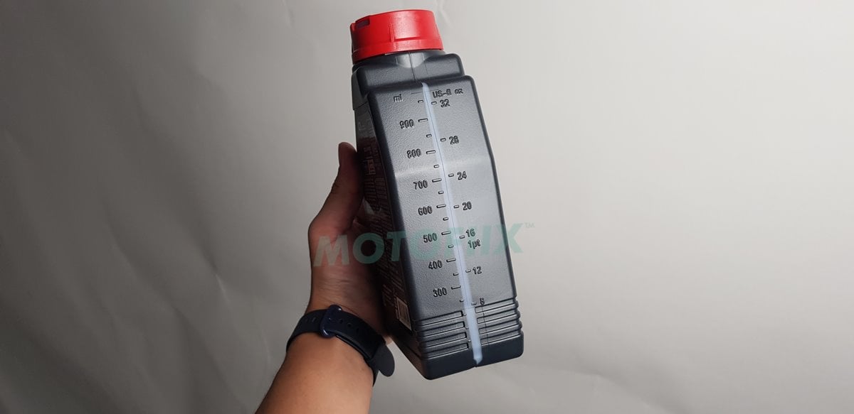 น้ำมันเครื่อง Motul 7100