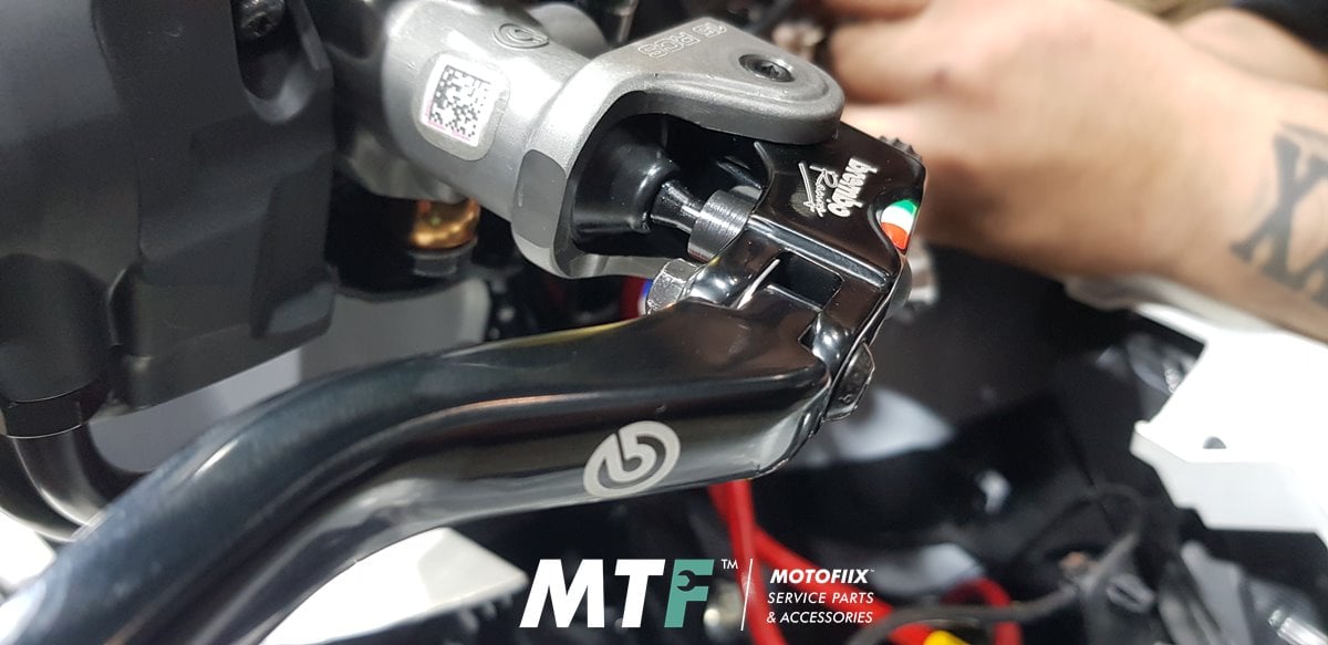 ปั๊มบน Brembo อิตาลี