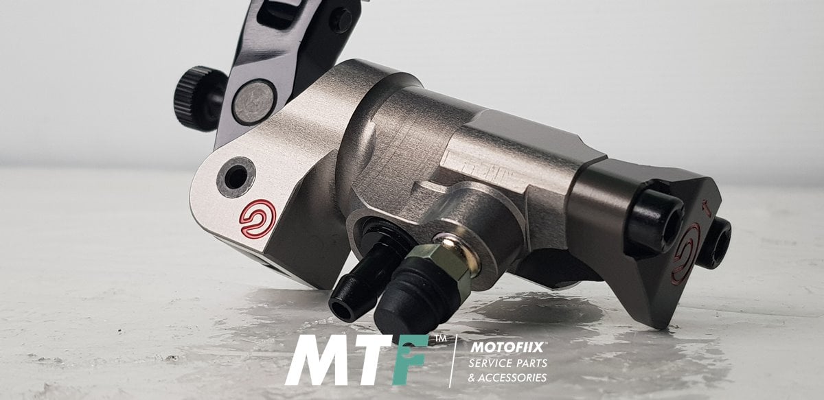 ปั๊มบน Brembo โลโก้แดง