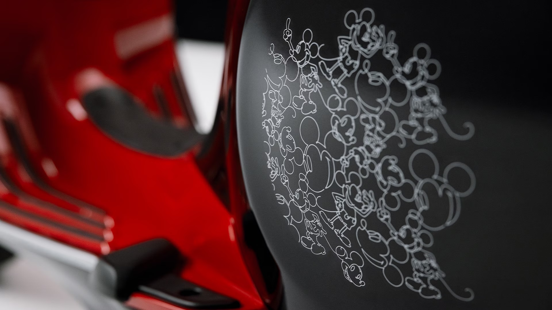 Vespa Mickey Mouse